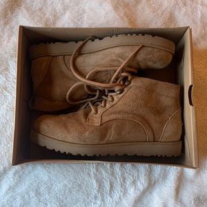 UGG Bethany Bootie (8.5)